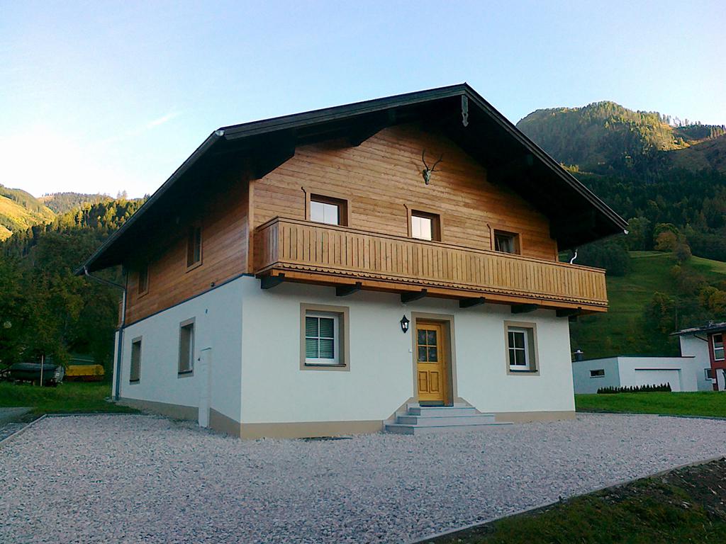 819806-Web1 819806-Web1